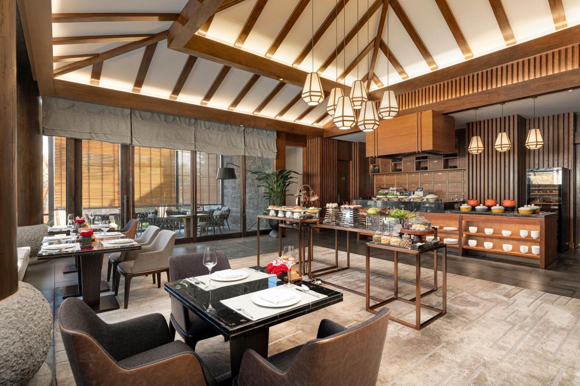 Intercontinental Lijiang Ancient Town Resort By Ihg Εξωτερικό φωτογραφία