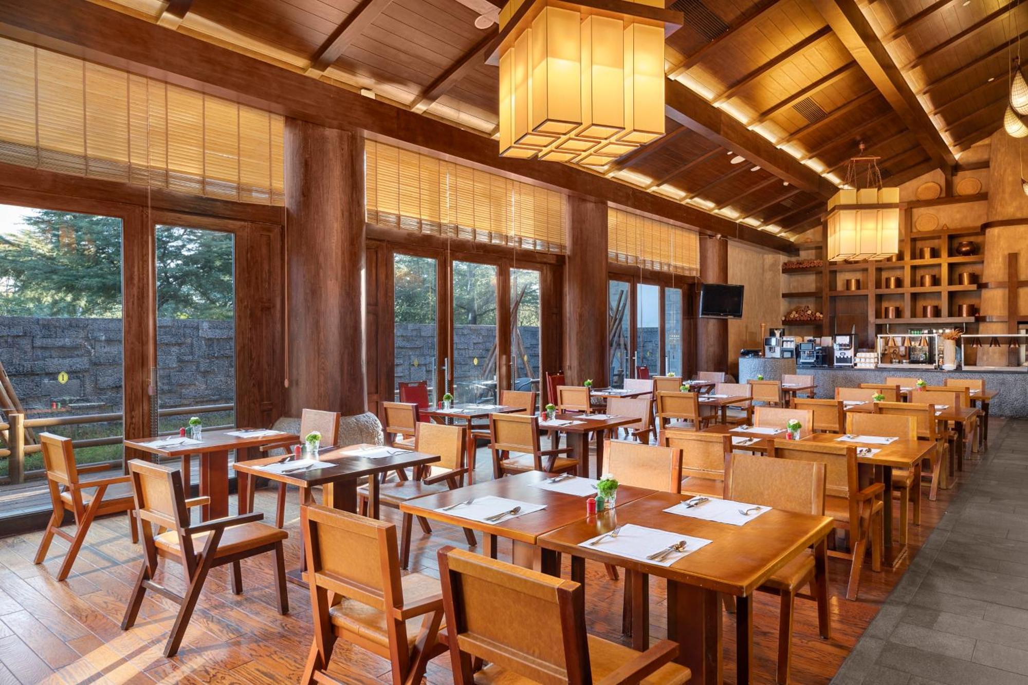 Intercontinental Lijiang Ancient Town Resort By Ihg Εξωτερικό φωτογραφία